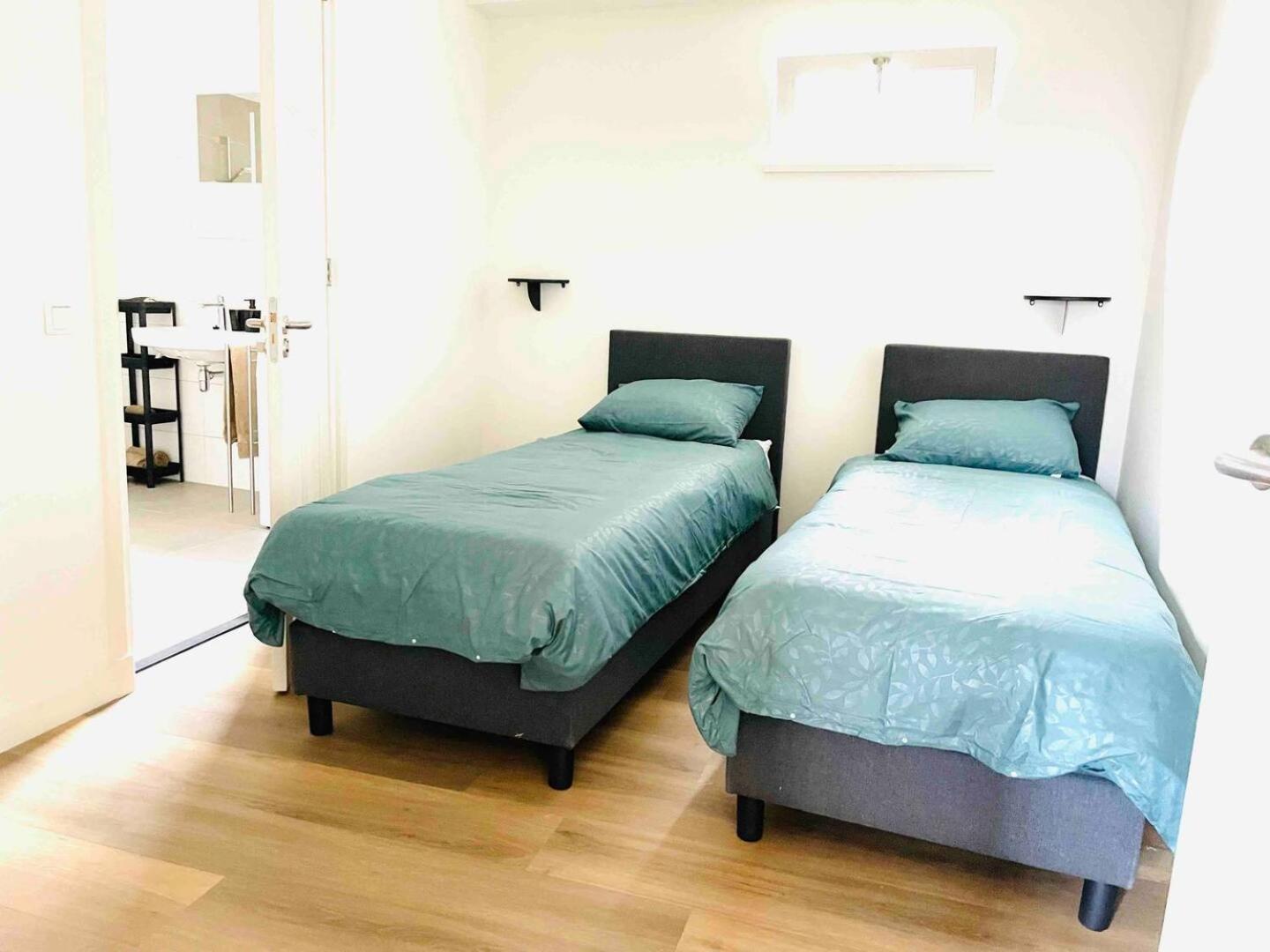 New Apartment In City Centre Large Оирсхот Экстерьер фото